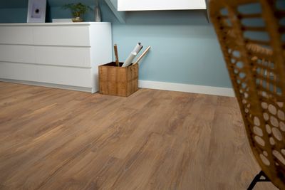 Vinyylilattia mFLOR Authentic Oak 56282 Water Oak 3,34m2 Vinyylilattia mFLOR Authentic Oak 56282 Water Oak 3,34m2