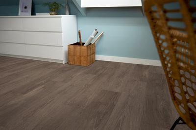 Vinyylilattia mFLOR Authentic Oak 56289 Shumard 3,34m2