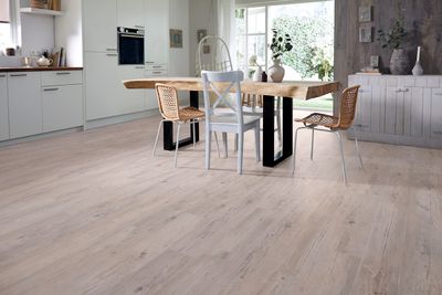 Vinyylilattia mFLOR Authentic Plank 81027 Dolche 3,37m2