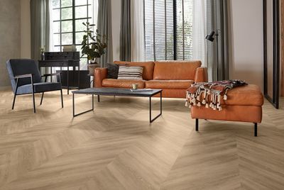 Vinyylilattia mFLOR Parva Oak Chevron 42214 Piedmont 2,67m2 Vinyylilattia mFLOR Parva Oak Chevron 42214 Piedmont 2,67m2